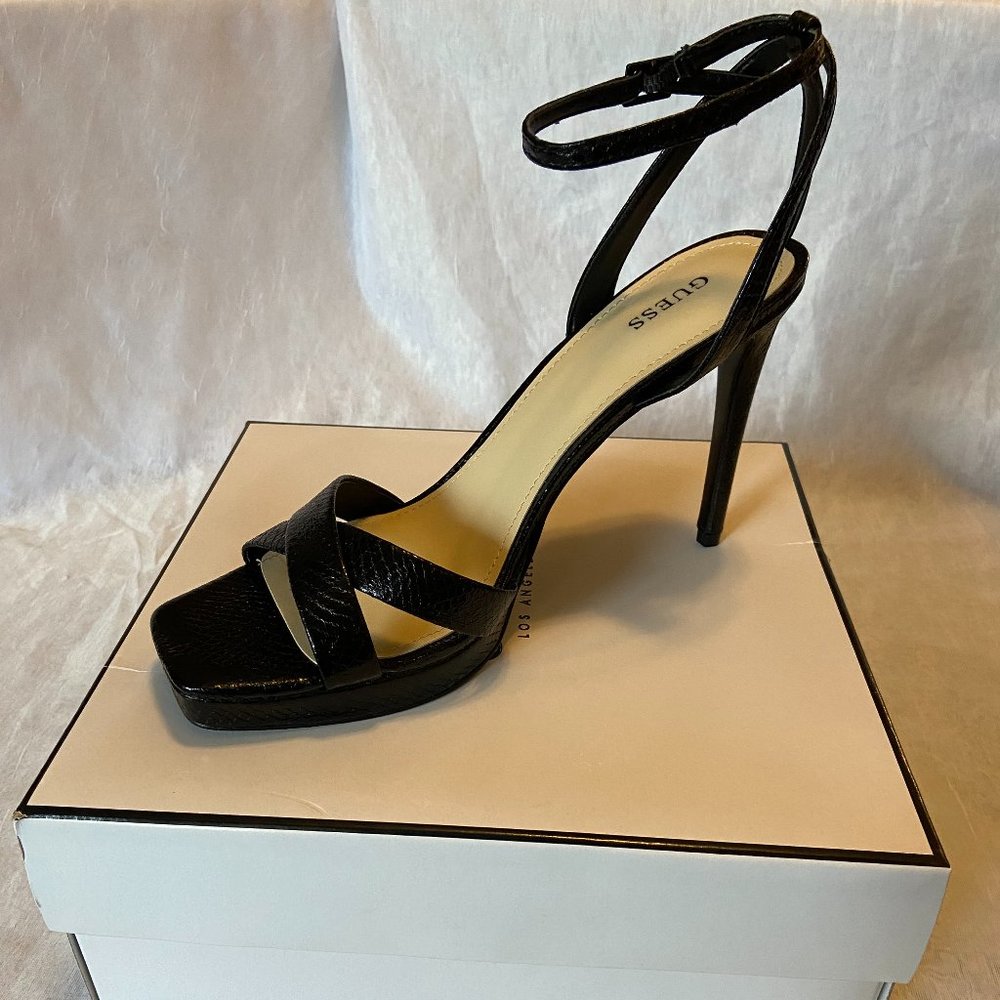 Karesa Women's Dress Sandal